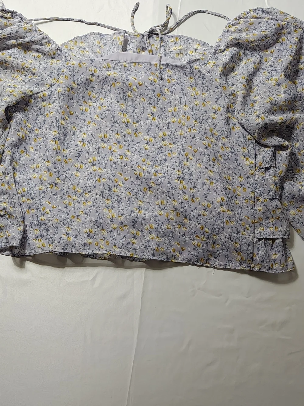ASTR The Label Floral Ruffle Tiered Blouse Small Lilac Purple Cottagecore